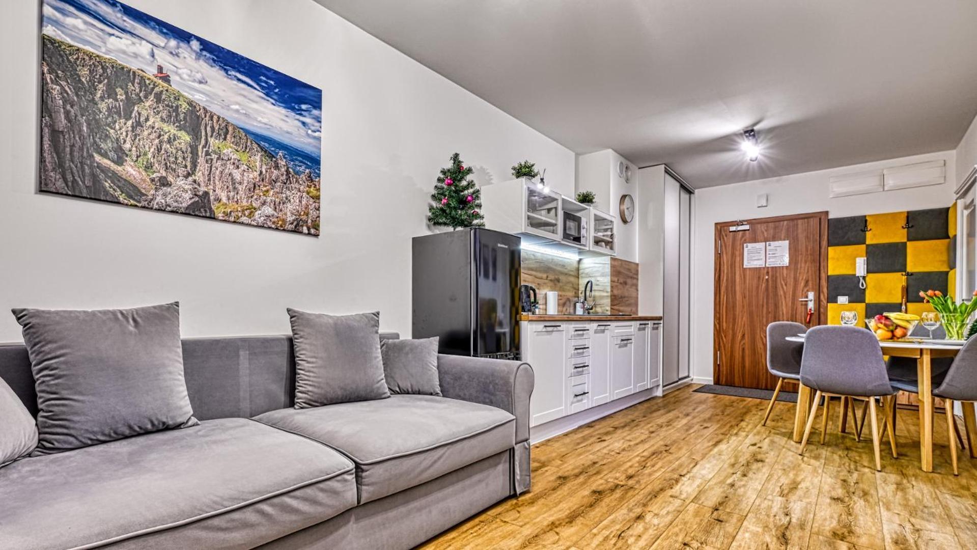 A5 Z Basenem, Sauna, Jacuzzi, Silownia - 5d Apartment *