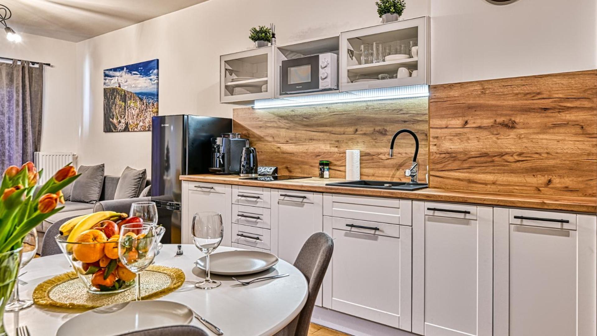 A5 Z Basenem, Sauna, Jacuzzi, Silownia - 5d Apartment *
