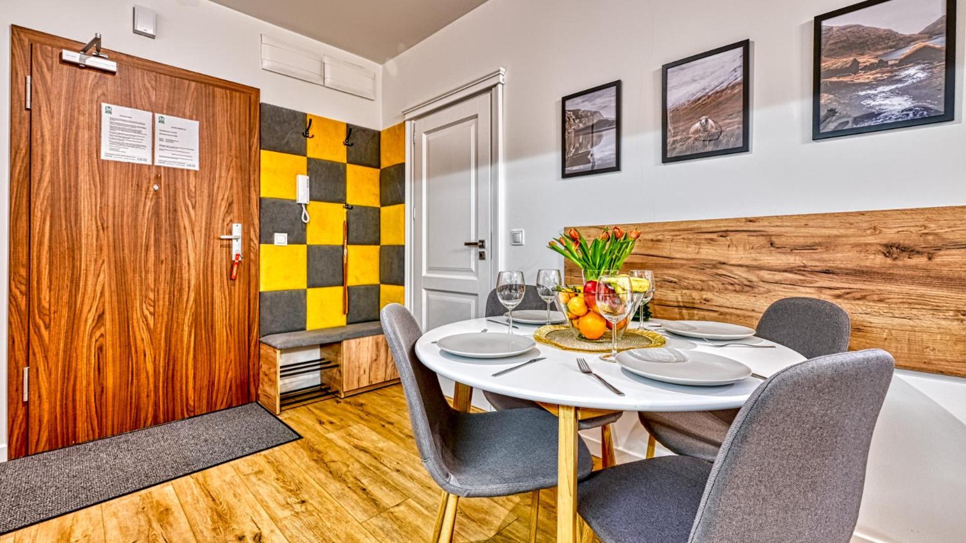 A5 Z Basenem, Sauna, Jacuzzi, Silownia - 5d Apartment *